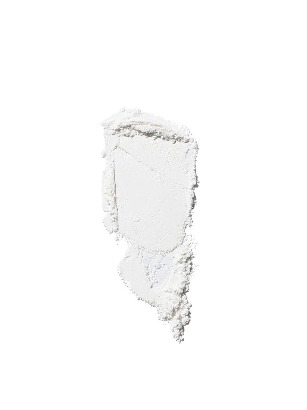 ILIA_Soft_Focus_Finishing_Powder_Smear_1200x1600_1000x_e12d555f-a5c7-4385-a16b-60ef117bd0e2_1280x