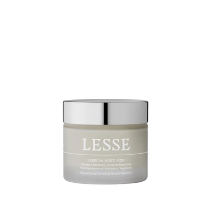 lesse_essential_moisturizer_hero