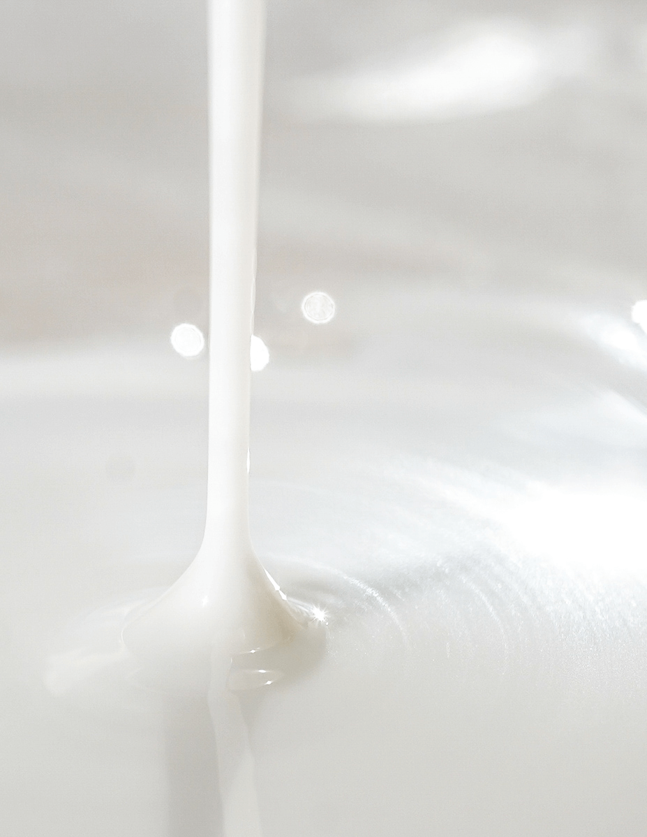 Pearl Peptide Glaze Facial Essence