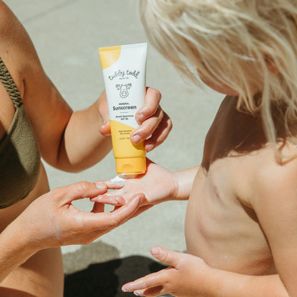 sunscreen-lifestyle_804788af-a862-4fa8-ba0d-7a8e8eb68052